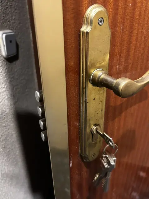 Apertura de puertas · Galería